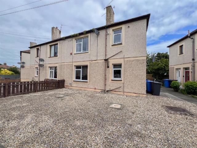 1 bedroom ground flat for sale