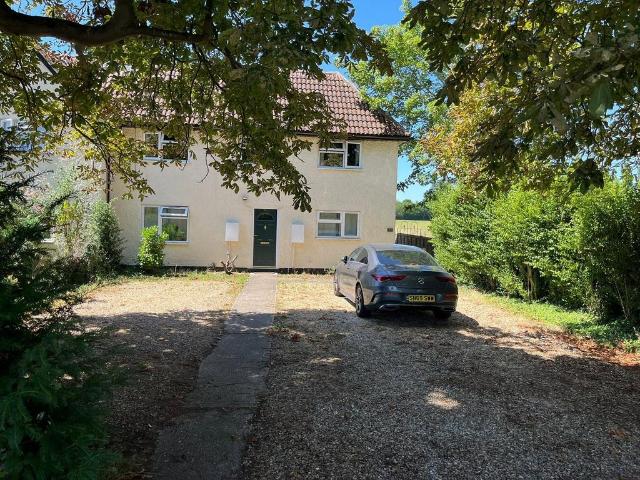 1 bedroom ground flat for sale