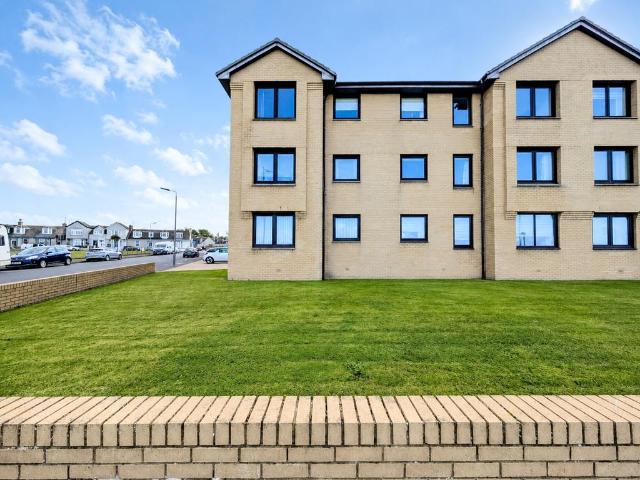 1 bedroom ground flat for sale