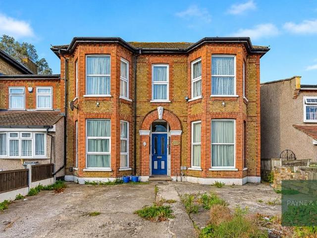 1 bedroom ground flat for sale