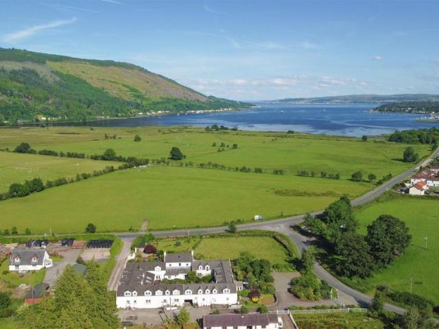 1 bedroom ground flat for sale