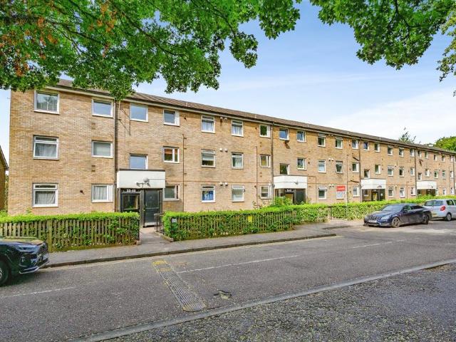 1 bedroom ground flat for sale