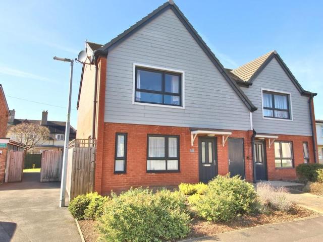 1 bedroom ground flat for sale