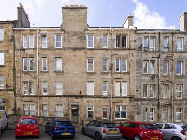 1 bedroom ground flat for sale