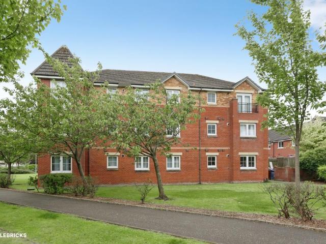 1 bedroom ground flat for sale