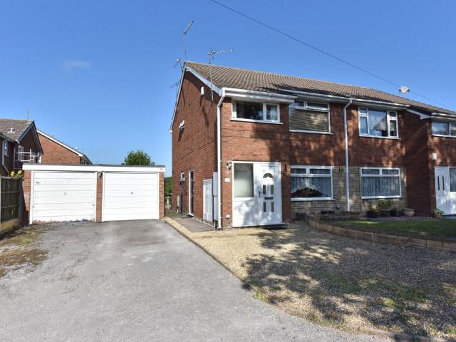 1 bedroom ground flat for sale
