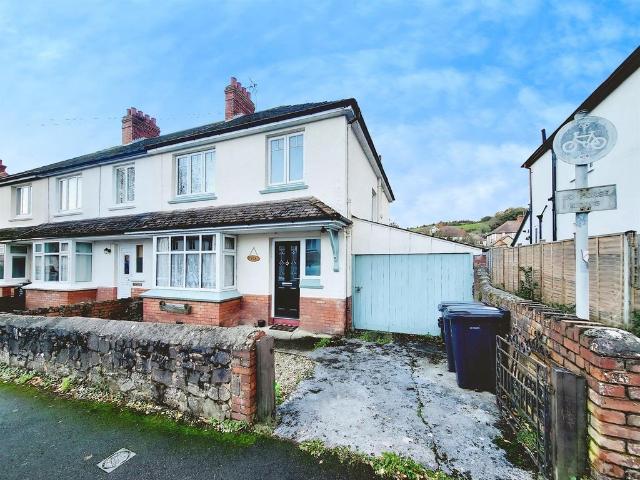1 bedroom ground flat for sale