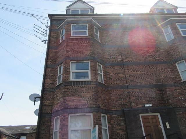 1 bedroom ground flat for sale
