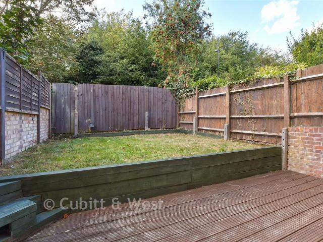 1 bedroom ground flat for sale