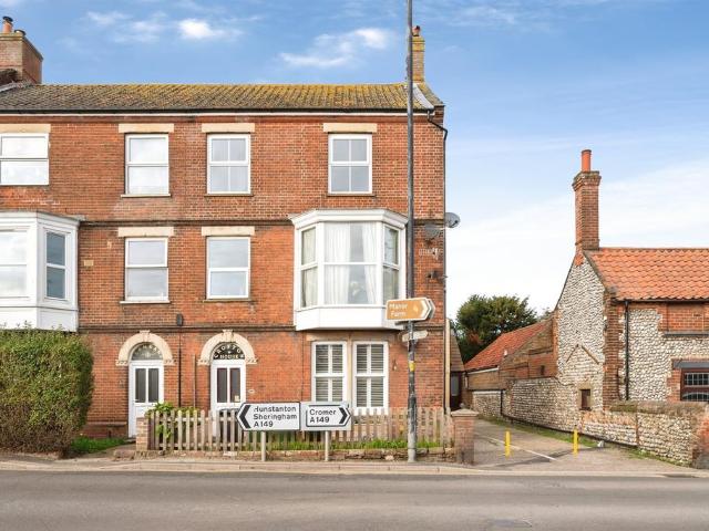 1 bedroom ground flat for sale