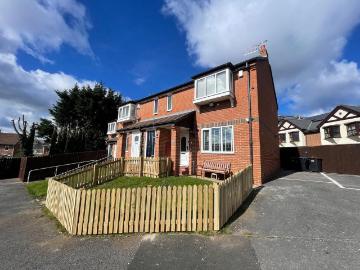 North East, North England - Garden, Equipped kitchen