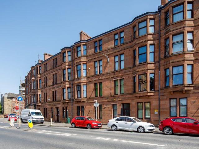1 bedroom ground flat for sale