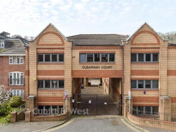 1 bedroom ground flat for sale