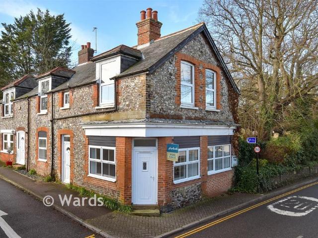 1 bedroom ground flat for sale