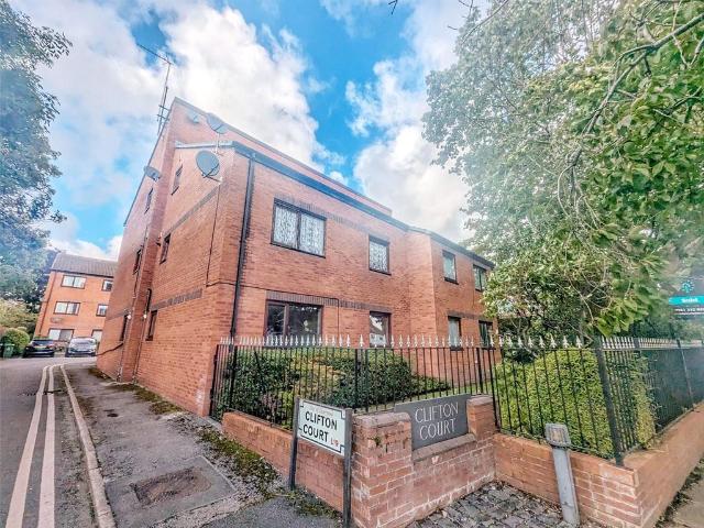 1 bedroom ground flat for sale