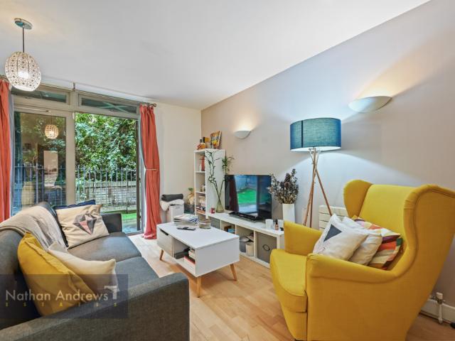 1 bedroom ground flat for sale