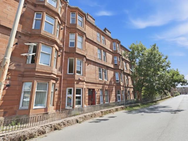 1 bedroom ground flat for sale