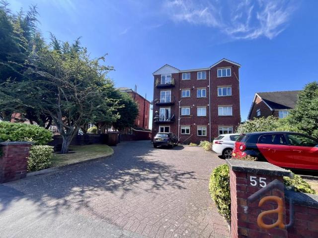 1 bedroom ground flat for sale