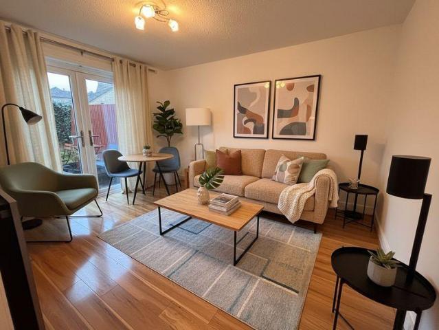 1 bedroom ground flat for sale