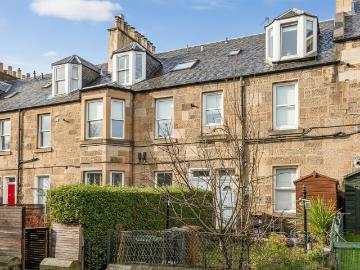 1 bedroom ground flat for sale