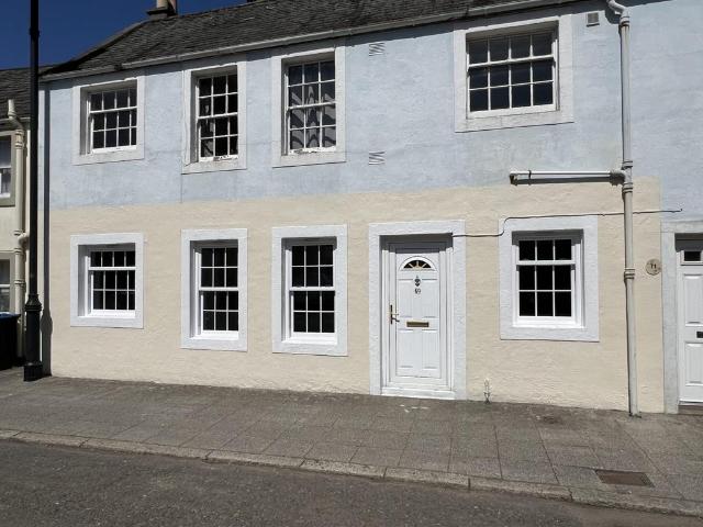 1 bedroom ground flat for sale