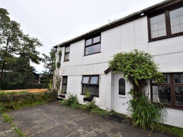 1 bedroom ground flat for sale