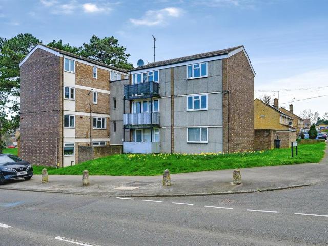 1 bedroom ground flat for sale
