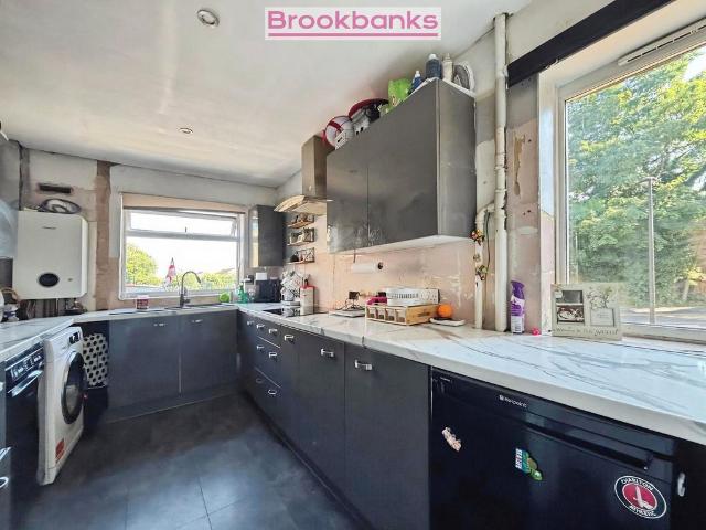 1 bedroom ground flat for sale
