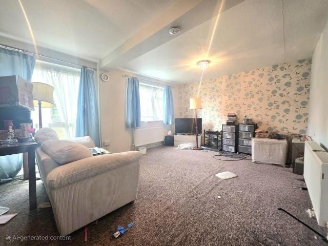1 bedroom ground flat for sale