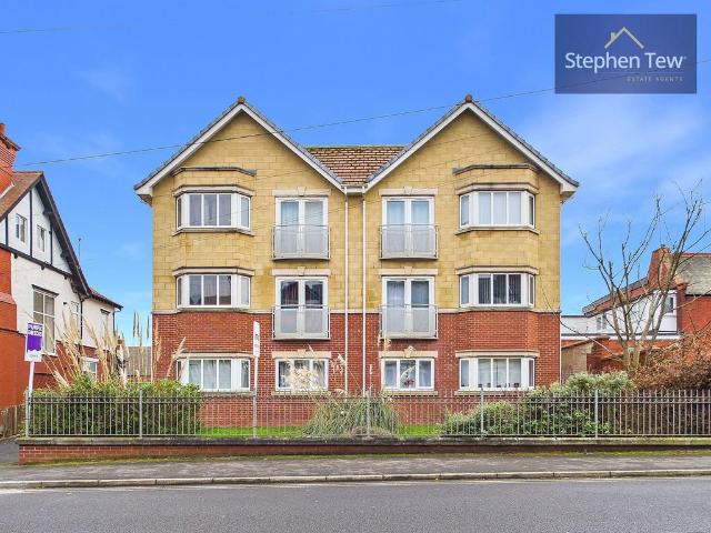 1 bedroom ground flat for sale