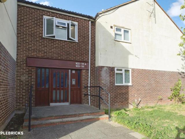 1 bedroom ground flat for sale
