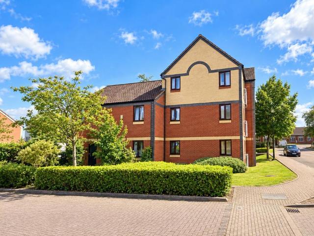 1 bedroom ground flat for sale