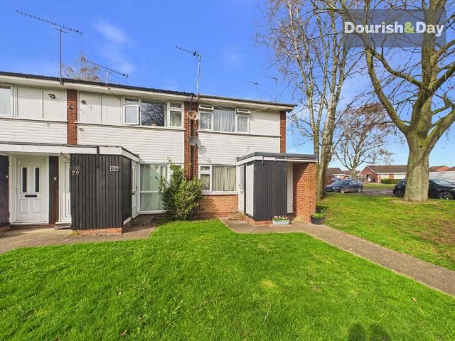 1 bedroom ground flat for sale