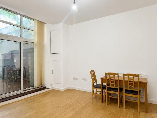 1 bedroom ground flat to rent