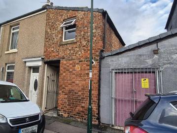 1 bedroom ground flat to rent