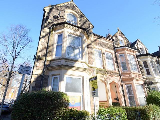 1 bedroom ground flat to rent