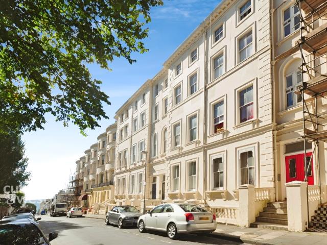 1 bedroom ground flat to rent