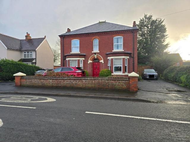 1 bedroom ground flat to rent