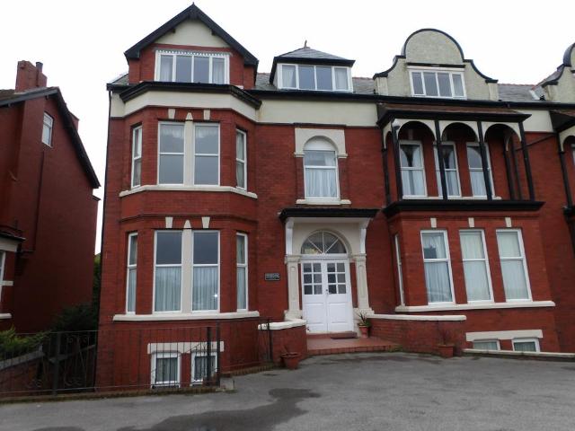1 bedroom ground flat to rent
