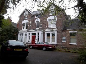 1 bedroom ground flat to rent