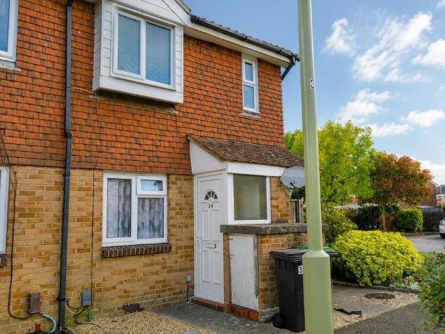 1 bedroom ground flat to rent