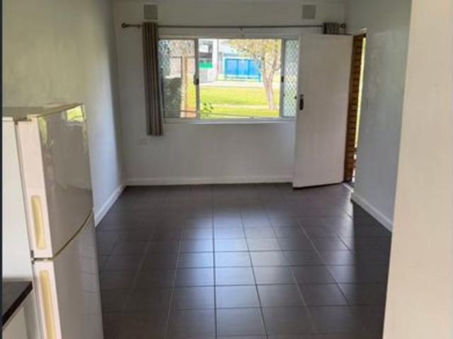 1 bedroom ground floor apartment