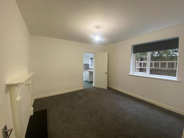 1 Bedroom Ground Floor Apartment To Rent