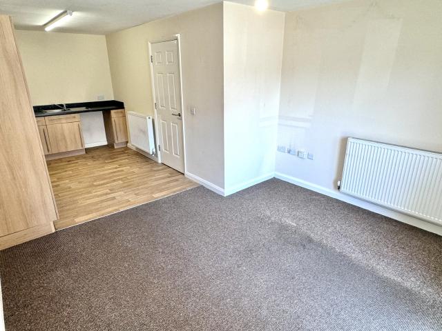 1 bedroom Ground Floor Flat