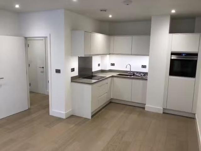 1 bedroom ground floor flat for rent in Friars Walk, Lewes, Ea.