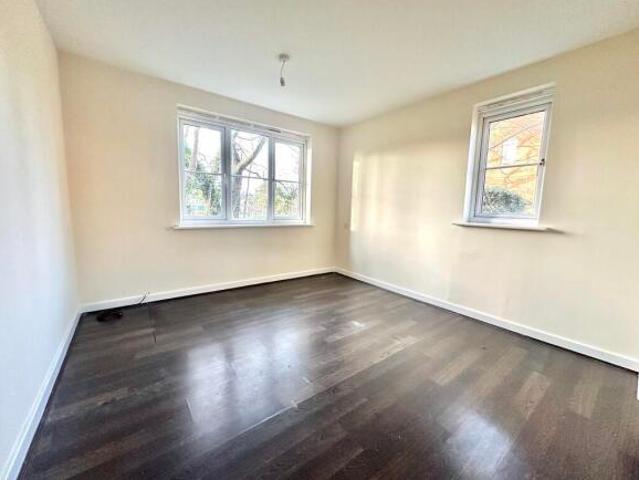 1 bedroom ground floor flat for rent in Hickory Close, Walsgrave, Coventry, CV2