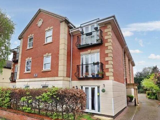 1 Bedroom Ground Floor Flat For Sale In Manor Park Road, Nuneaton