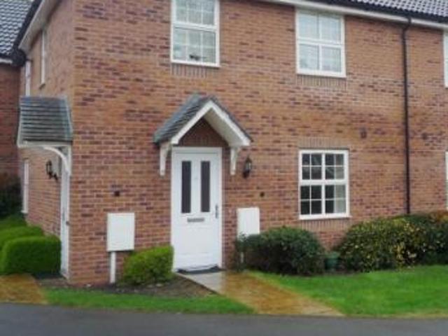 1 bedroom Ground floor flat To Let