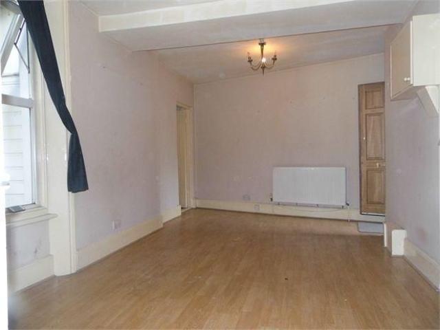 1 bedroom ground floor flat to rent