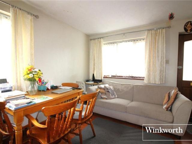 1 bedroom ground floor flat to rent